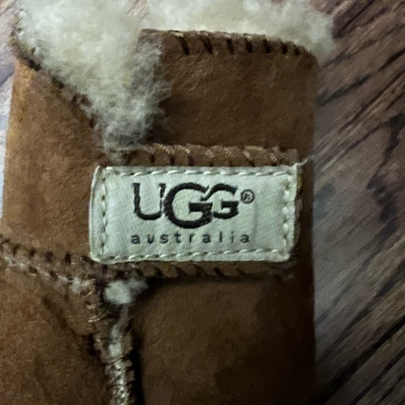 Baby Booties - Picture 3 of 5